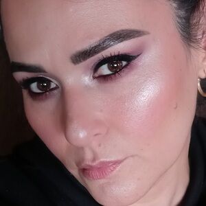 Meet your Posher, Gigi